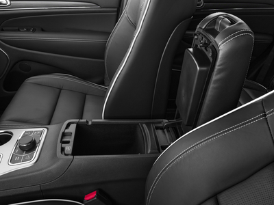 2017 Jeep GRAND CHEROKEE Base