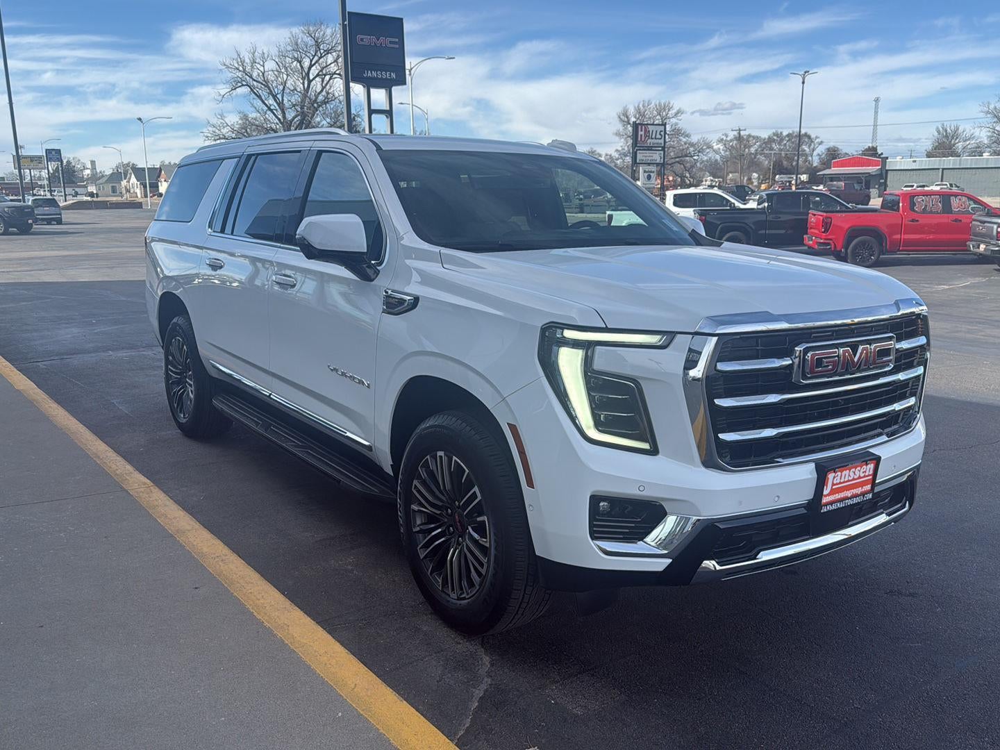 2026 GMC Yukon XL Elevation