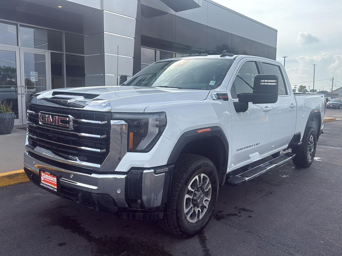 2026 GMC Sierra 2500 HD SLE