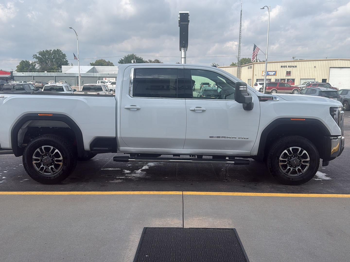 2026 GMC Sierra 2500 HD SLE