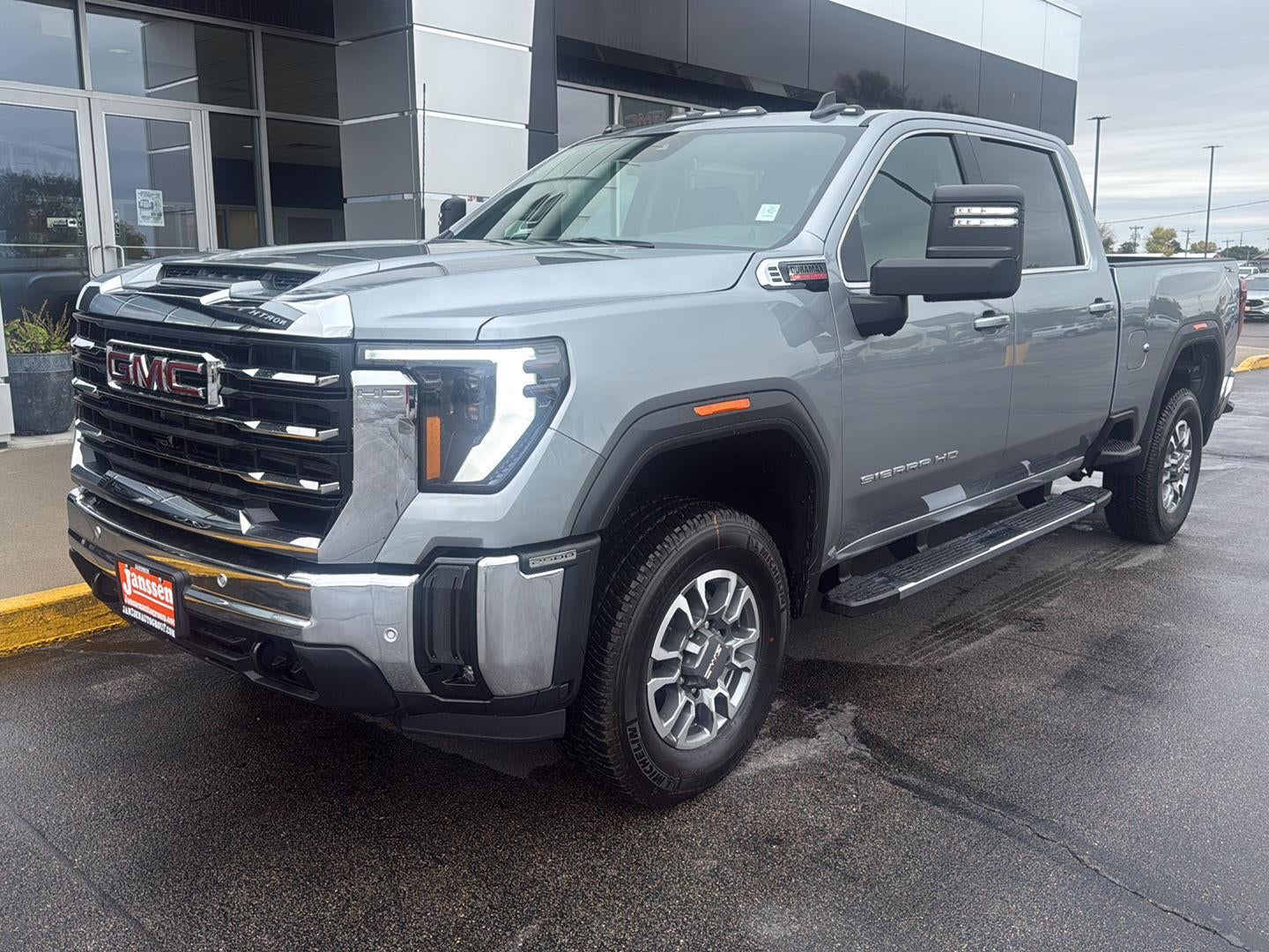 2026 GMC Sierra 2500 HD SLE