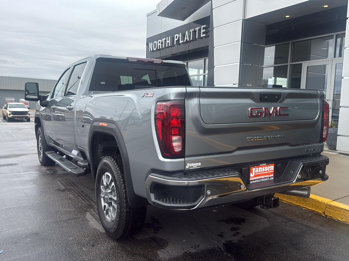2026 GMC Sierra 2500 HD SLE
