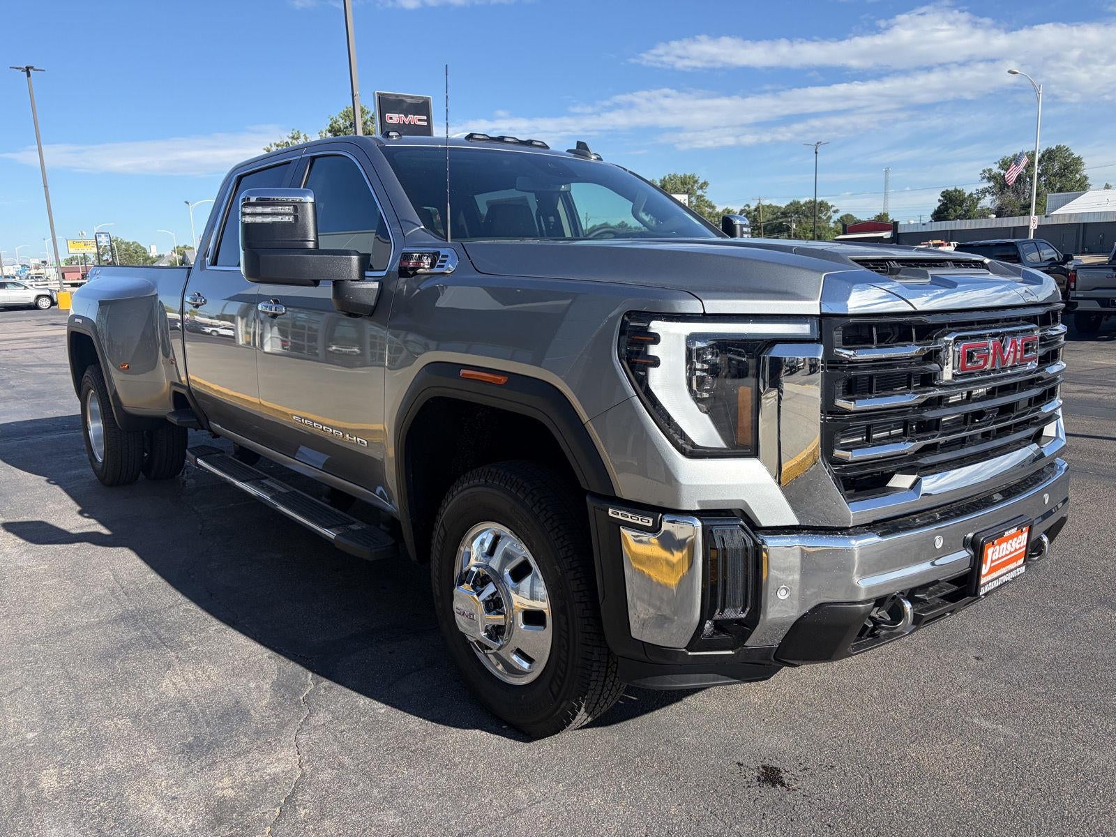 2026 GMC Sierra 3500 HD SLT DRW