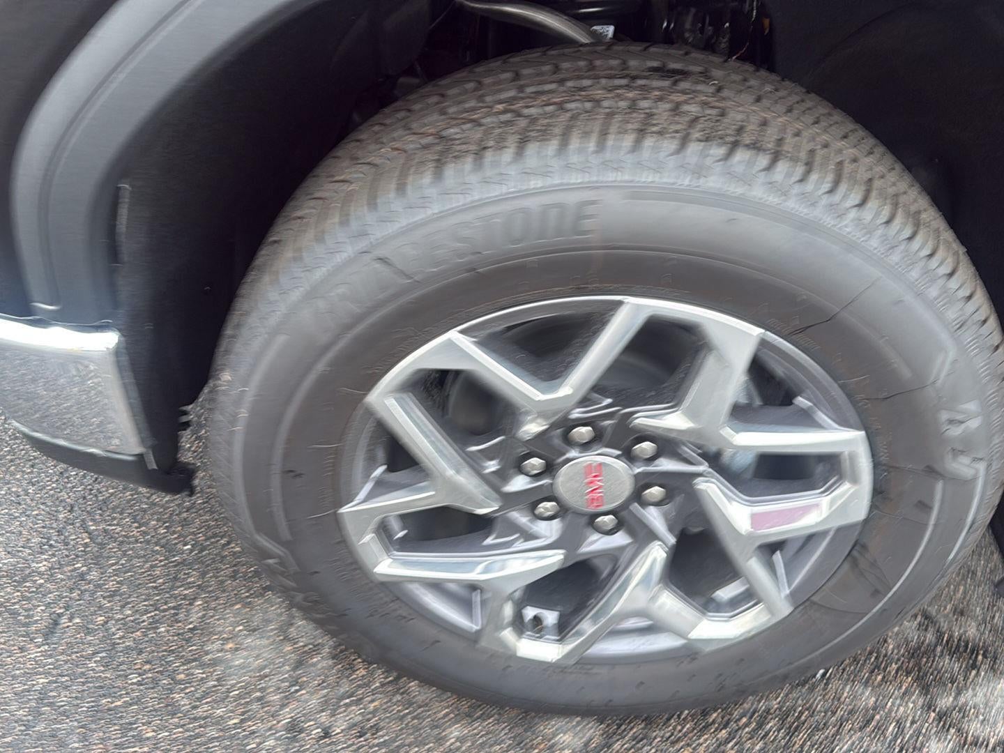 2026 GMC Sierra 1500 SLT - Photo 11