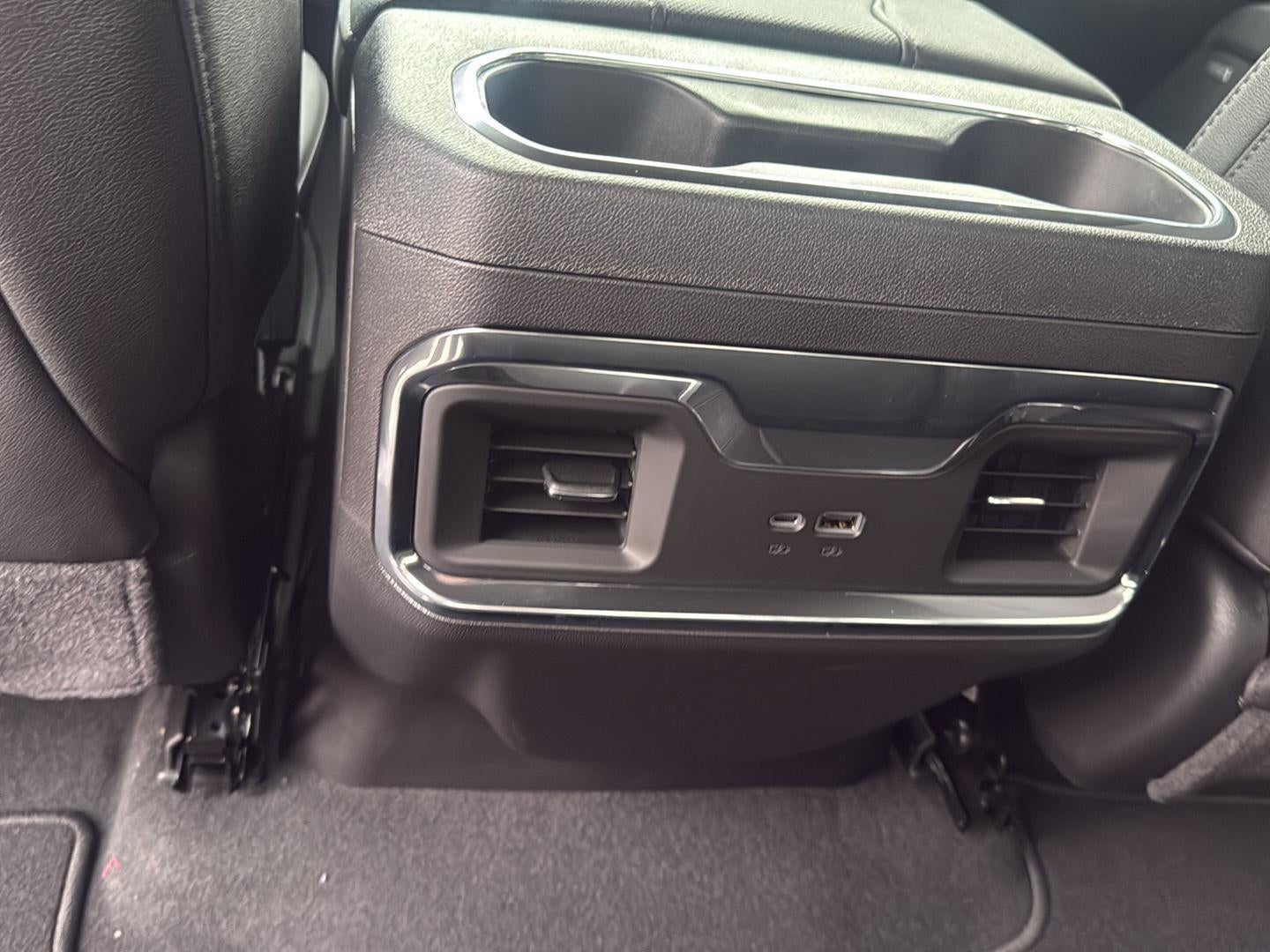 2026 GMC Sierra 1500 SLT - Photo 17