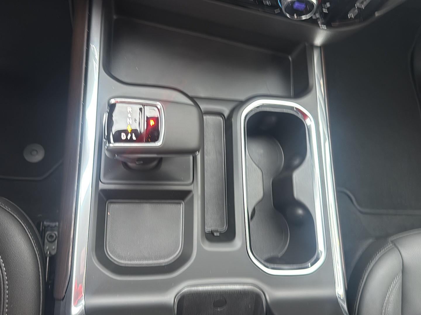 2026 GMC Sierra 1500 SLT - Photo 26