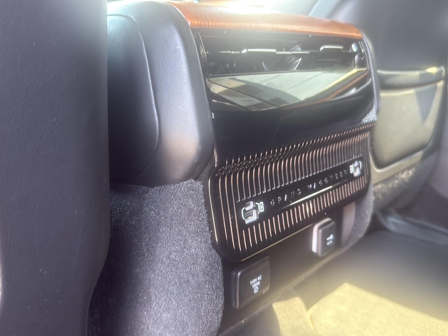 2024 Jeep Grand Wagoneer L Series III