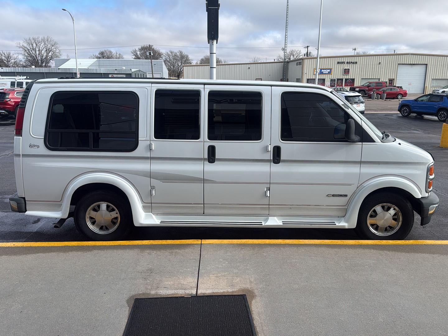 1998 Chevrolet Chevy Cargo Van YF7