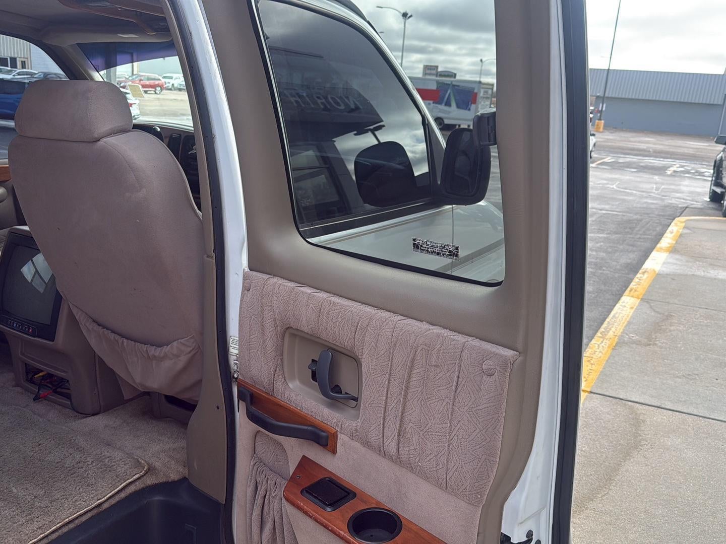 1998 Chevrolet Chevy Cargo Van YF7
