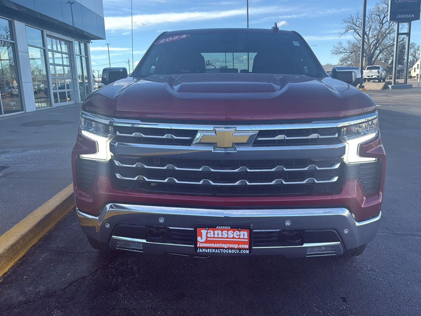 2024 Chevrolet Silverado 1500 LTZ
