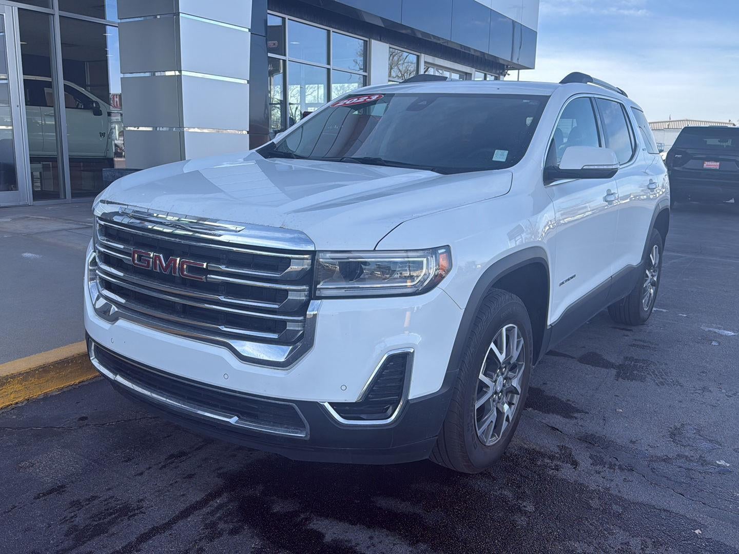 2023 GMC Acadia SLE