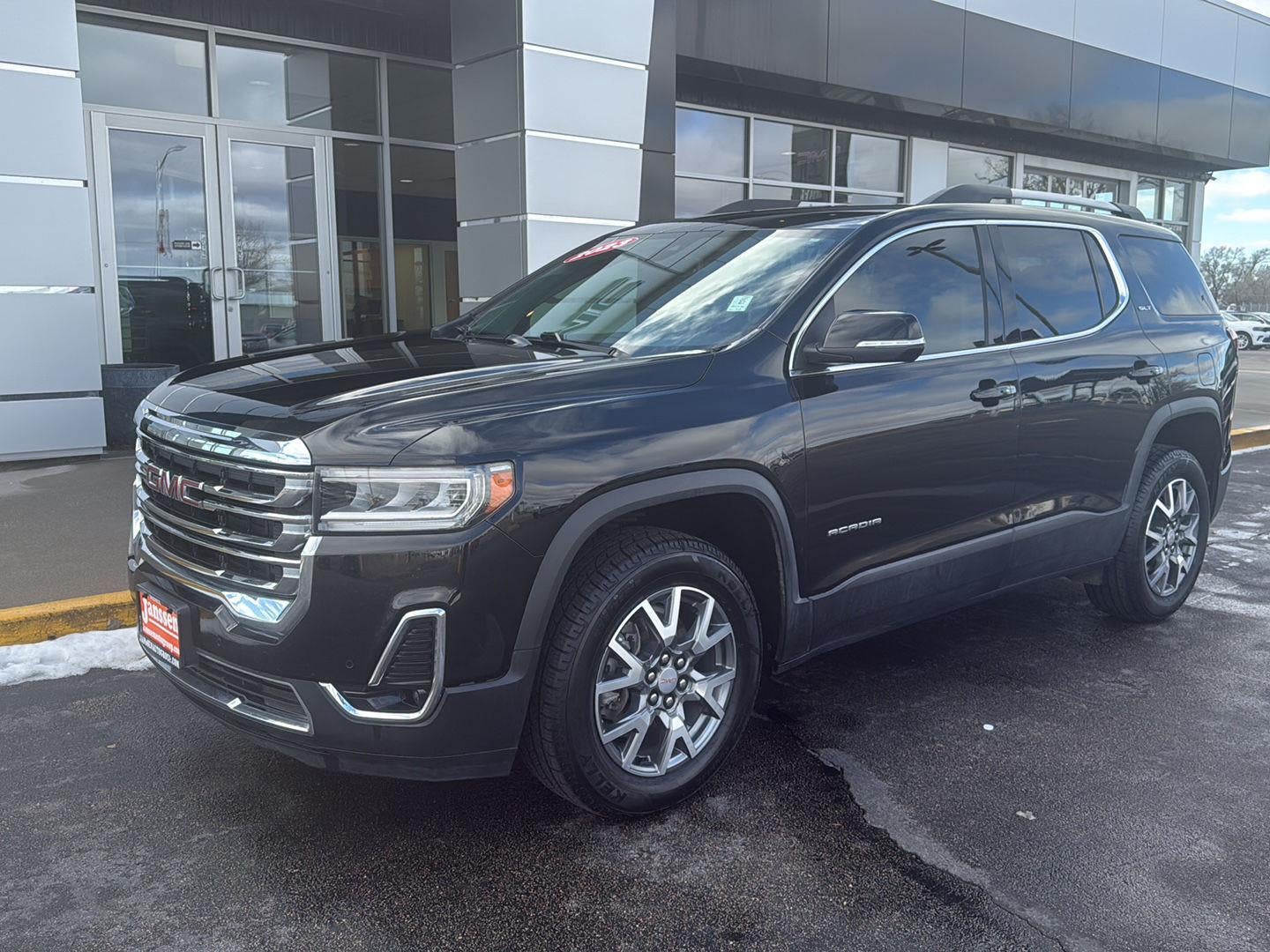 2023 GMC Acadia SLT