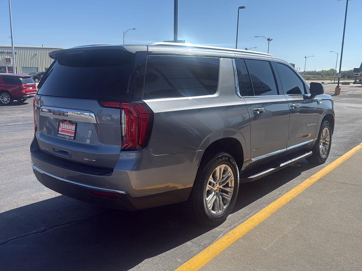 2021 GMC Yukon XL SLT