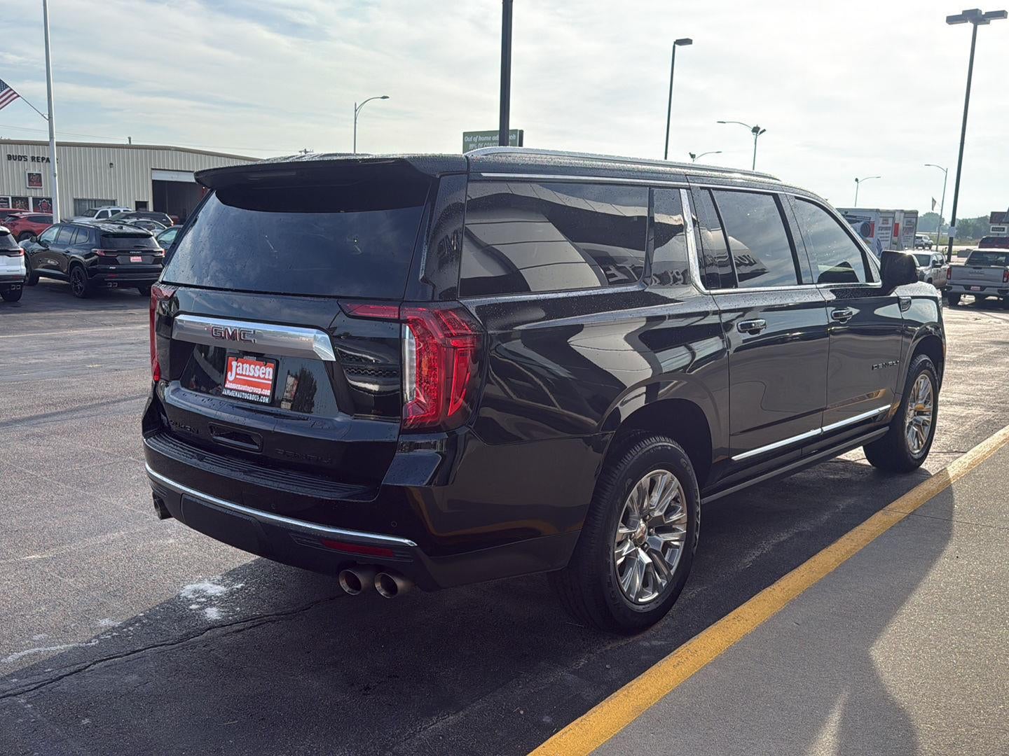 2023 GMC Yukon Xl Denali