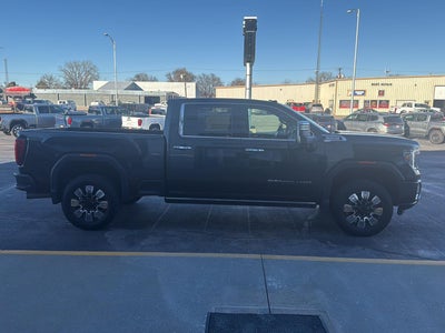 2023 GMC Sierra 2500HD Denali