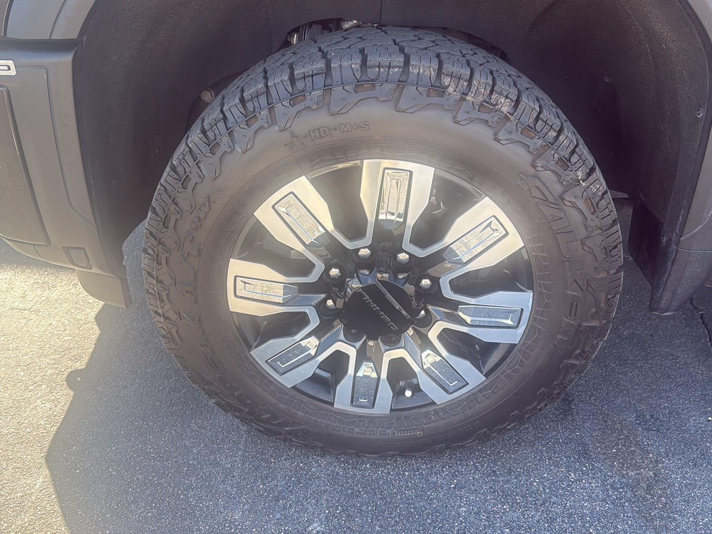 2024 GMC Sierra 2500HD Denali