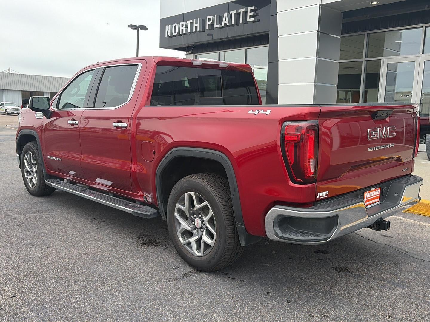 2023 GMC Sierra 1500 SLT