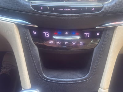 2017 Cadillac XT5 Luxury FWD
