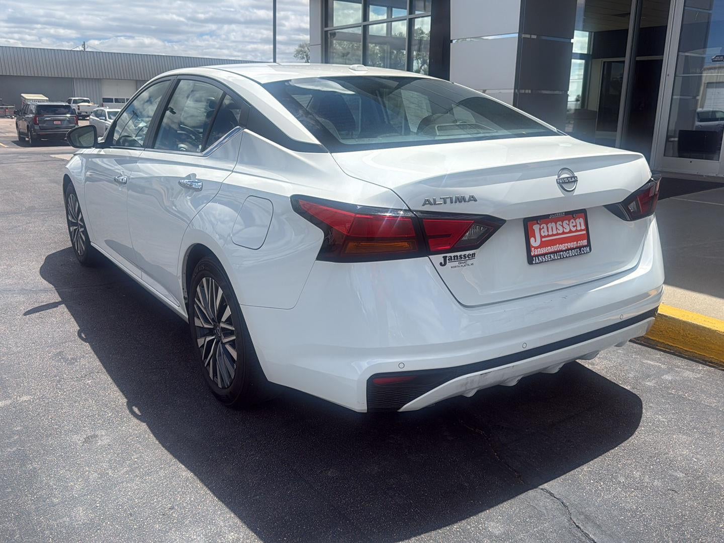 2025 Nissan Altima SV