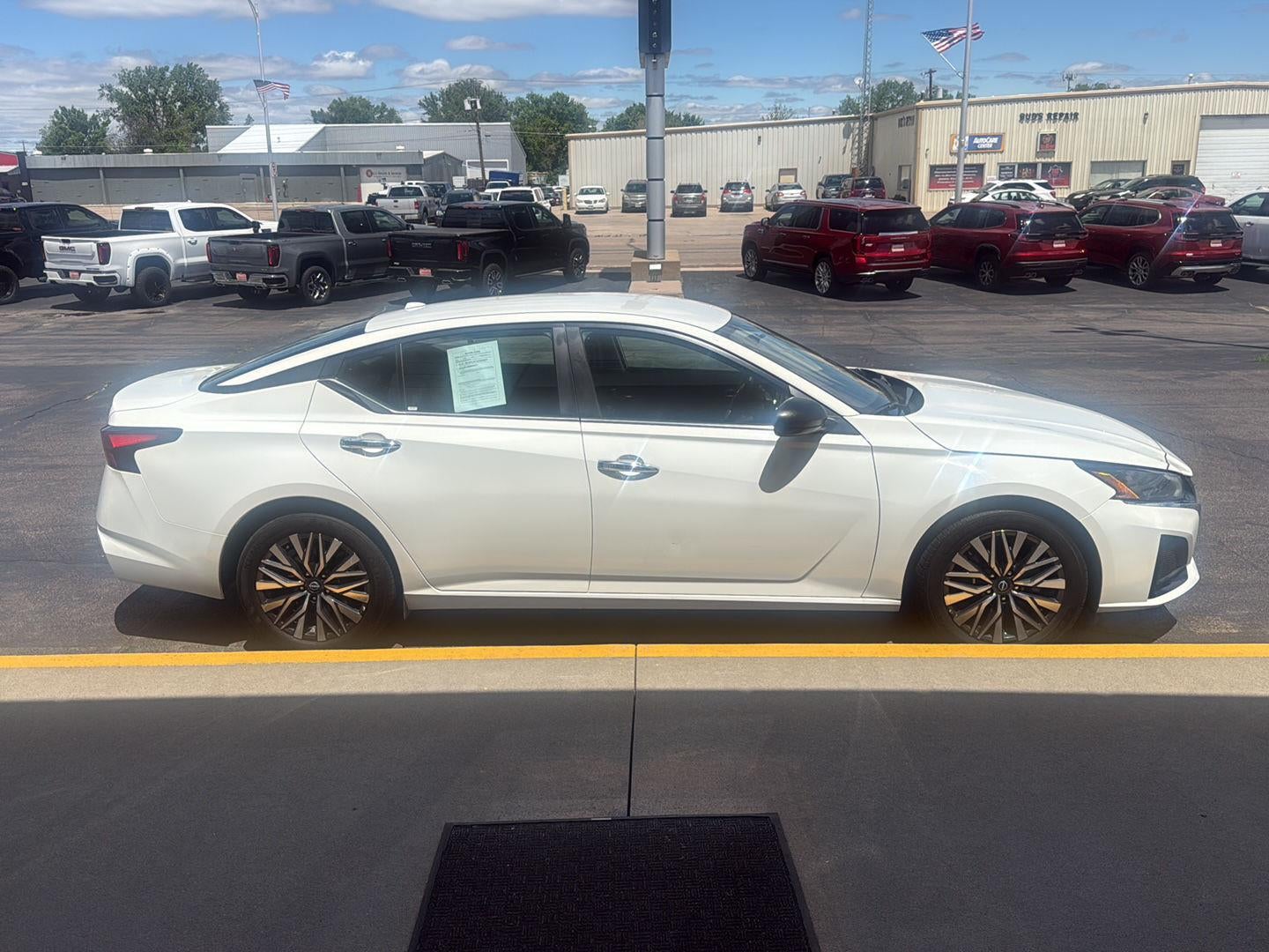 2025 Nissan Altima SV