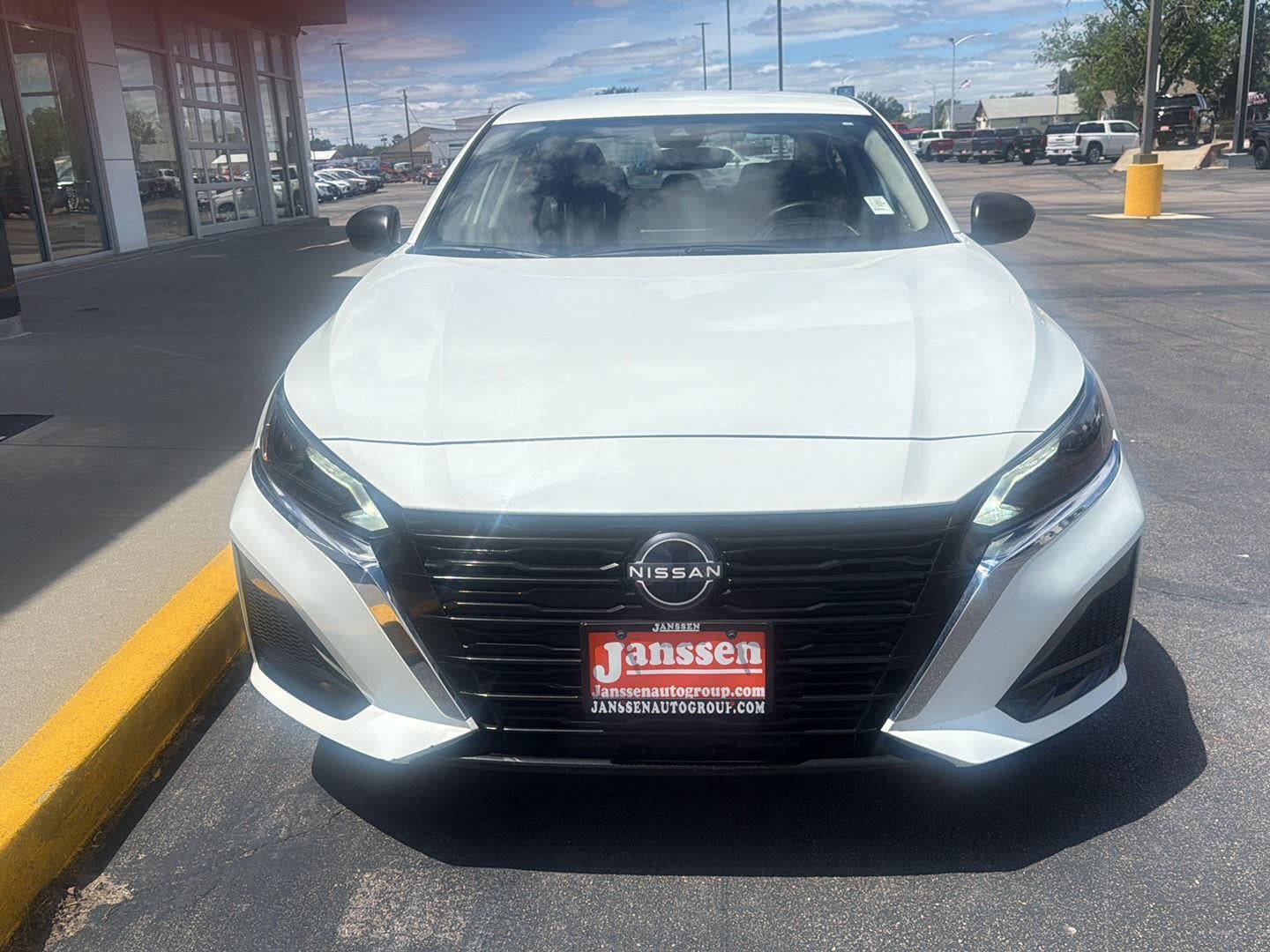 2025 Nissan Altima SV