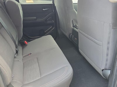 2024 Nissan Frontier SV