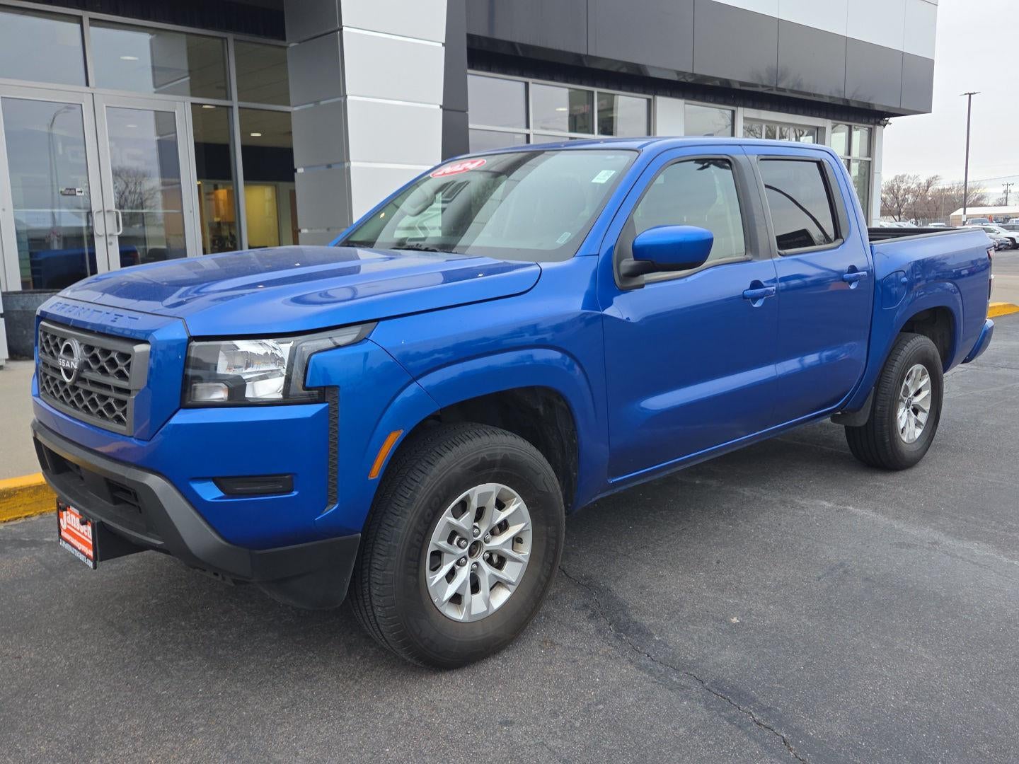 2024 Nissan Frontier SV