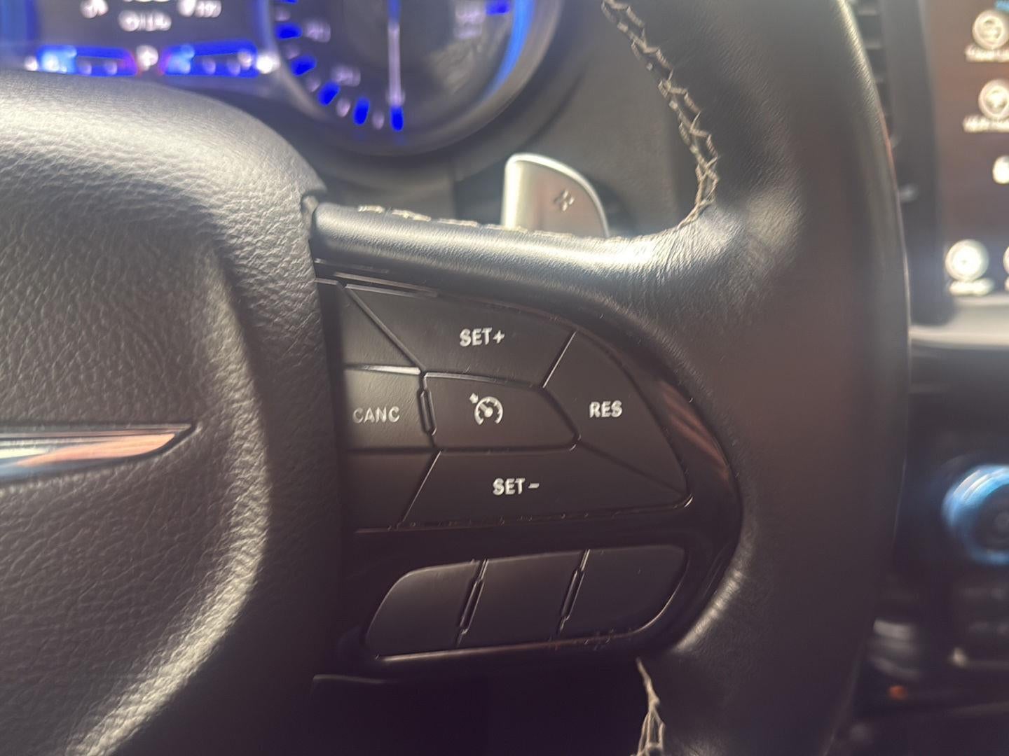 2022 Chrysler 300 300S