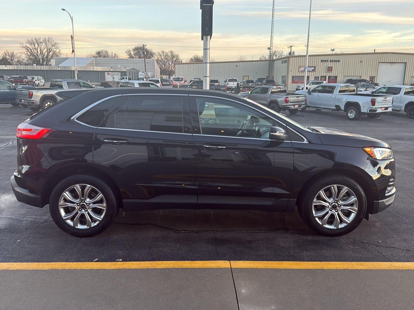 2024 Ford Edge Titanium