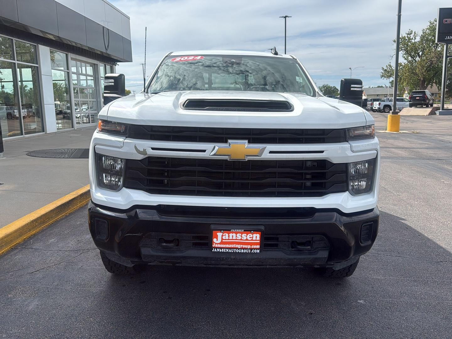 2024 Chevrolet Silverado 2500Hd Custom