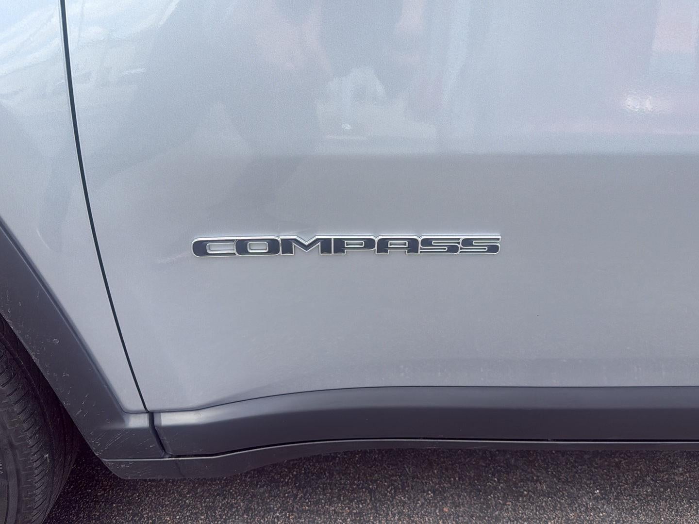 2023 Jeep Compass Latitude Lux