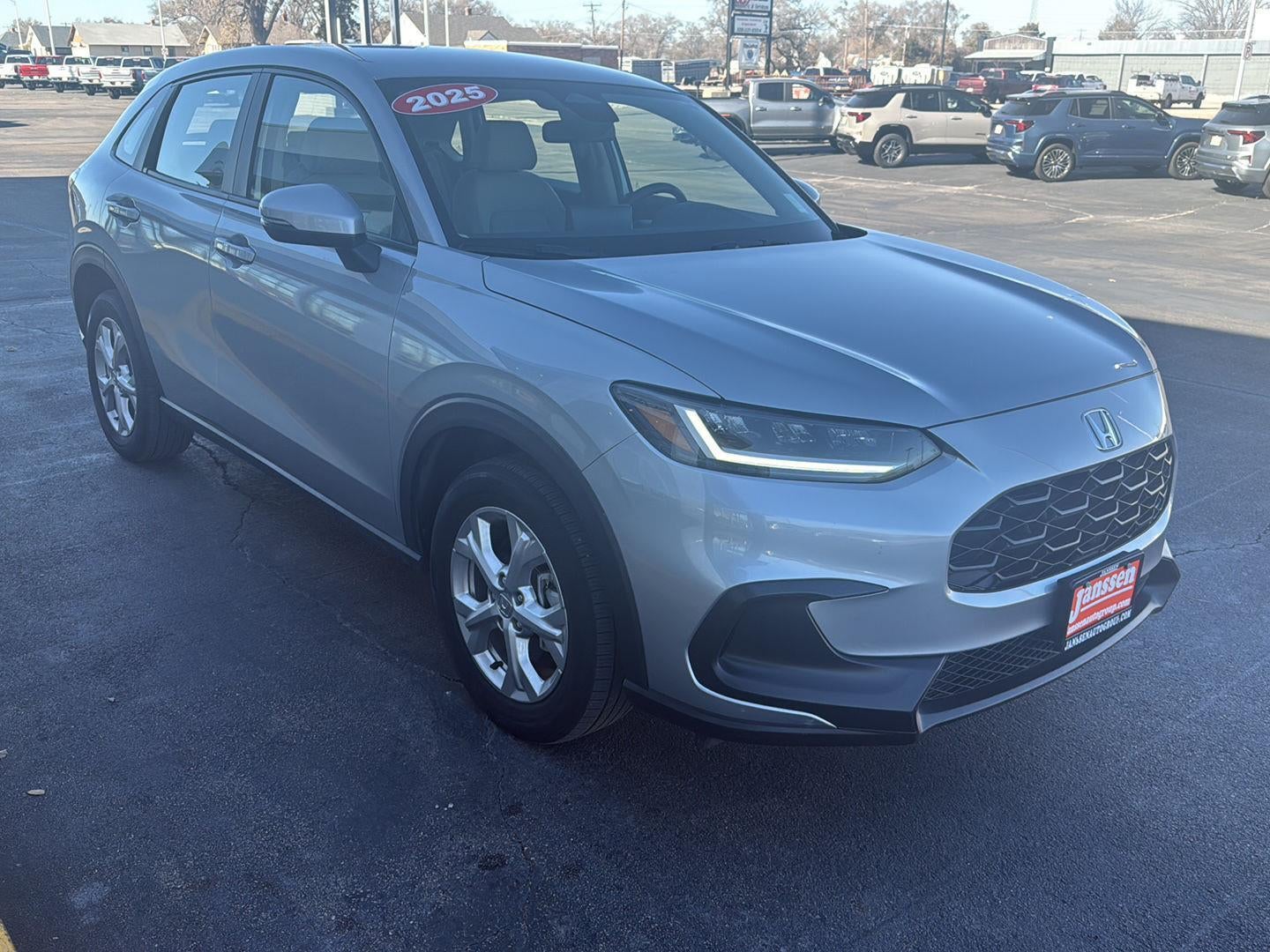 2025 Honda HR-V LX