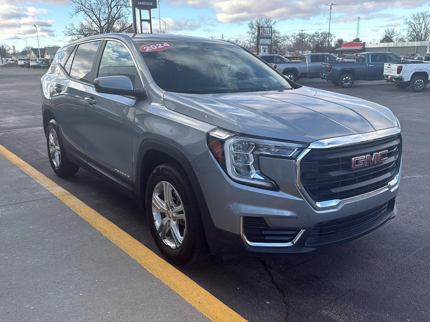 2024 GMC Terrain SLE