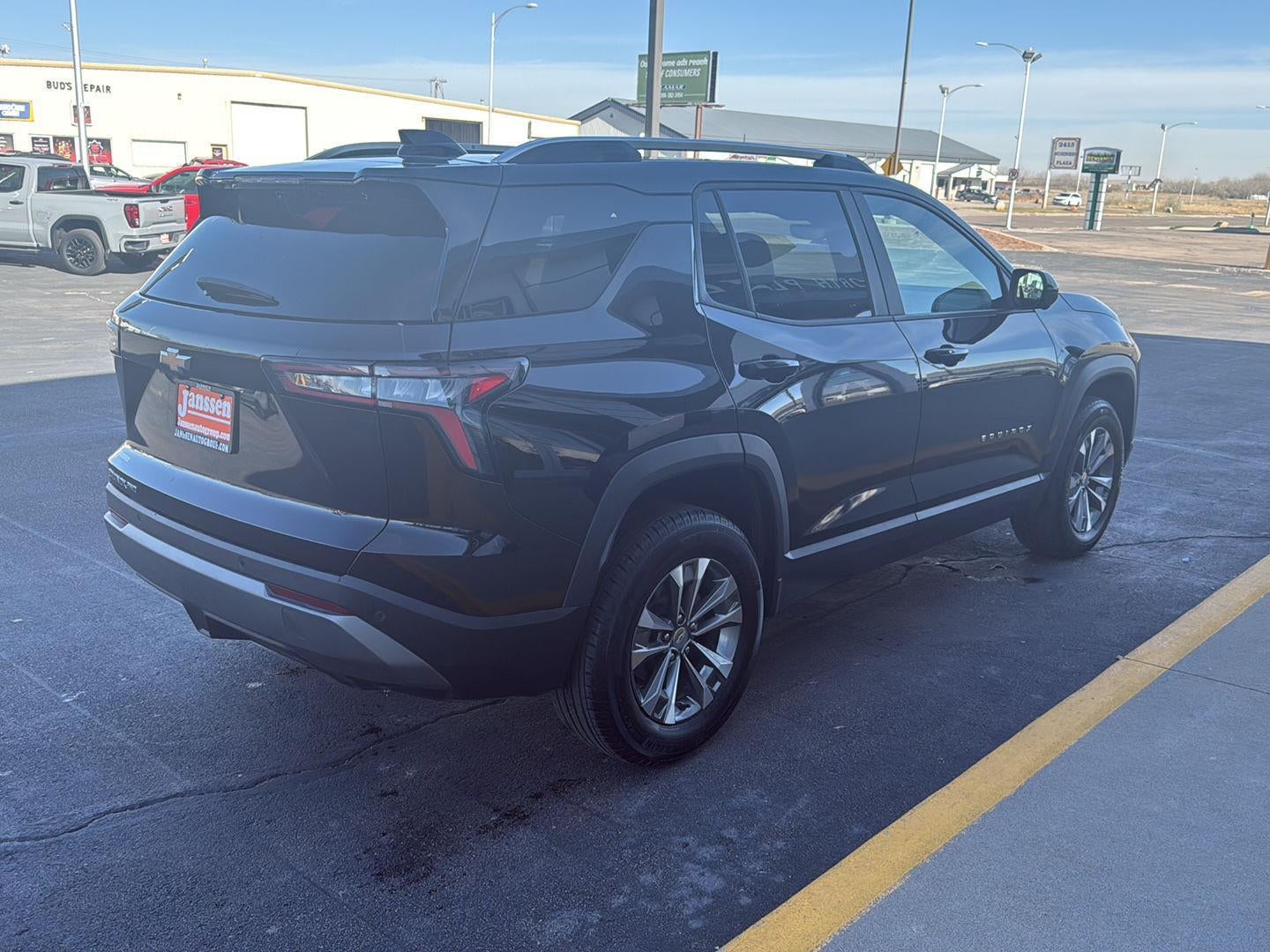 2025 Chevrolet Equinox AWD LT