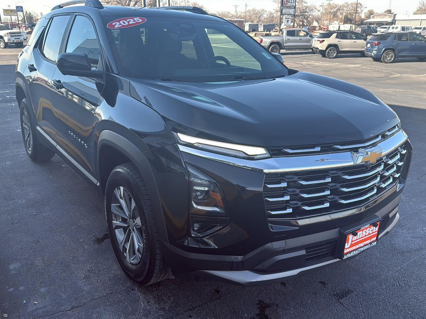 2025 Chevrolet Equinox AWD LT