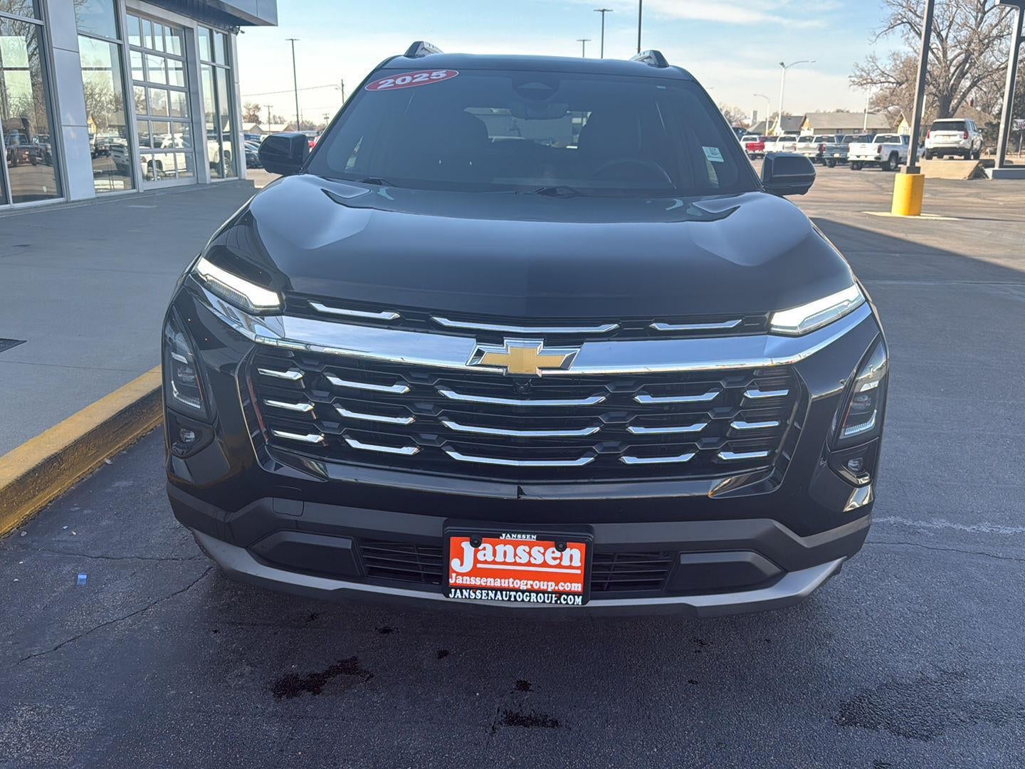 2025 Chevrolet Equinox AWD LT