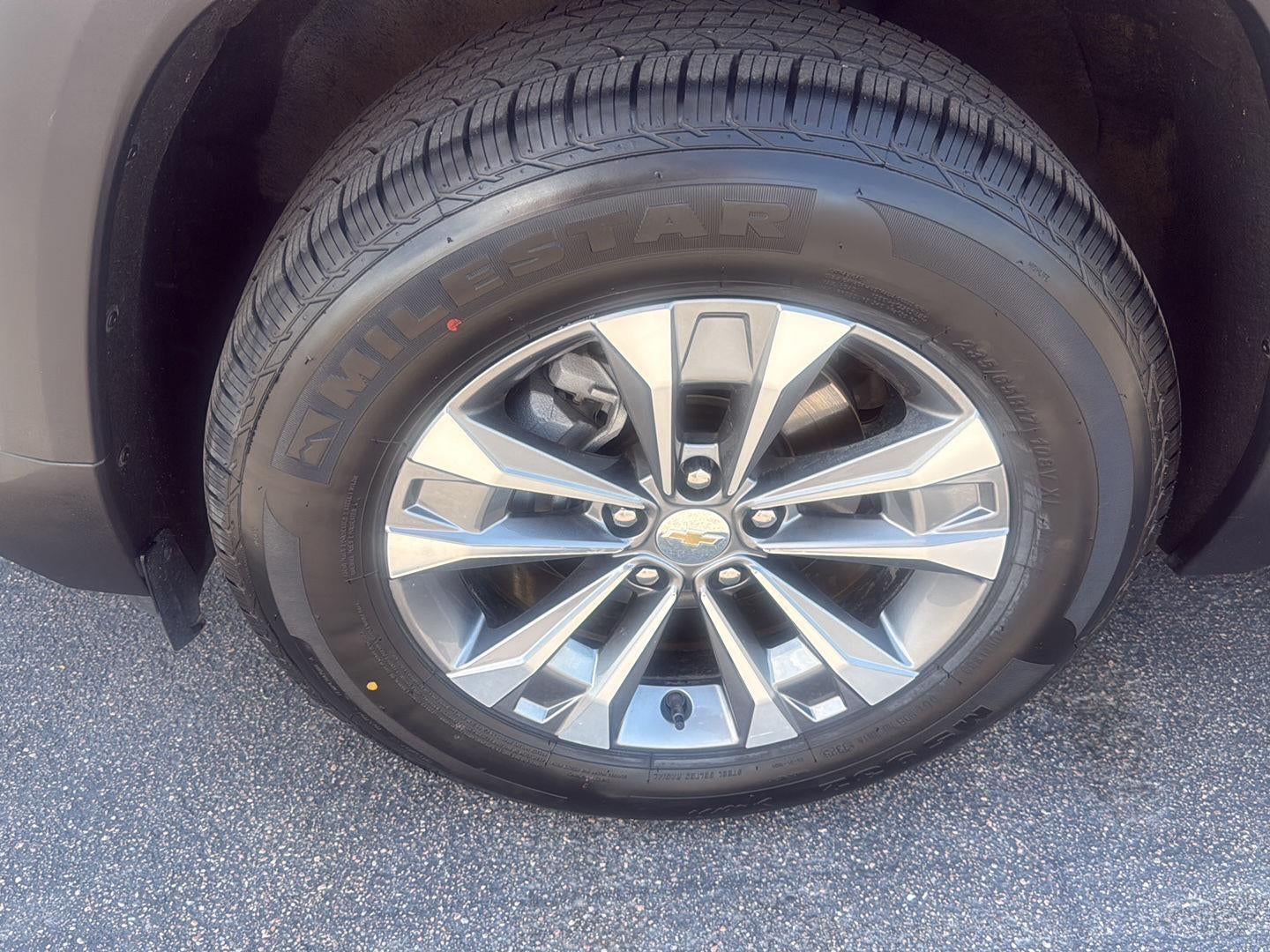 2025 Chevrolet Equinox AWD LT