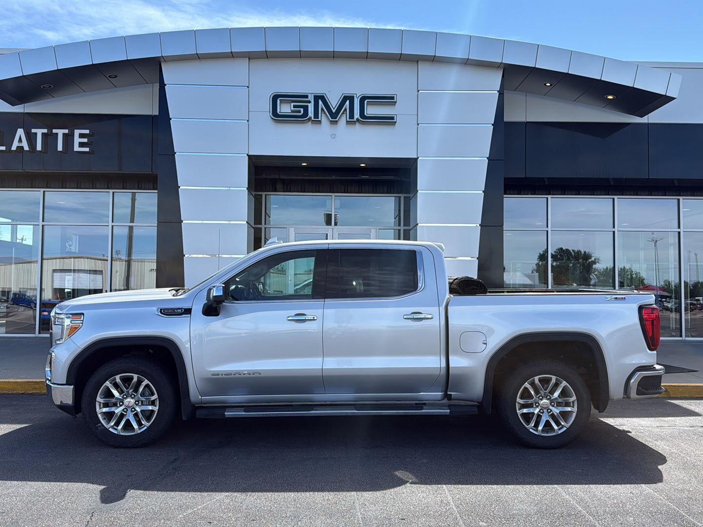 2021 GMC Sierra 1500 SLT