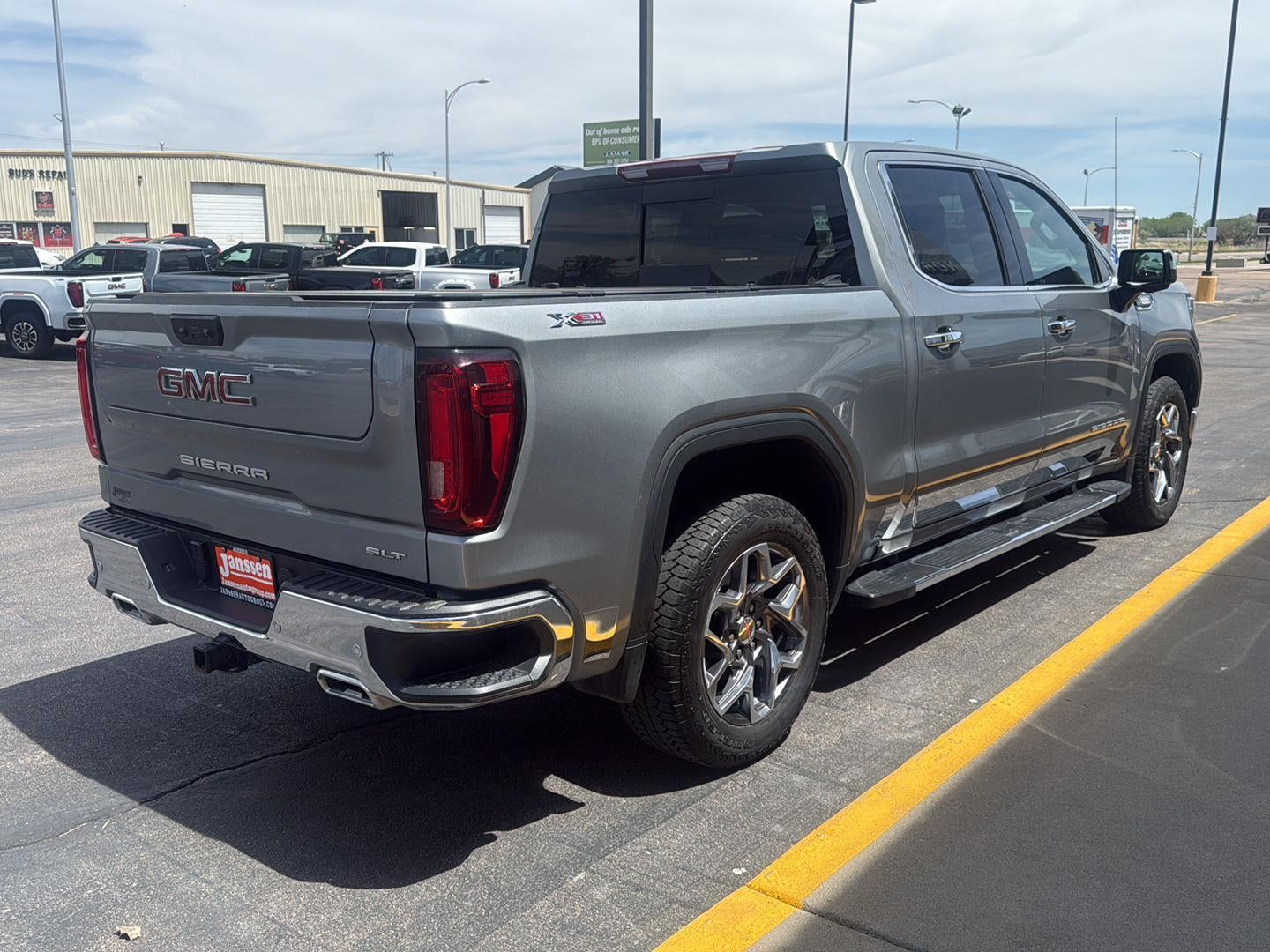 2023 GMC Sierra 1500 SLT