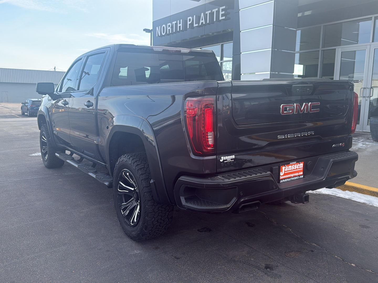 2023 GMC Sierra 1500 AT4