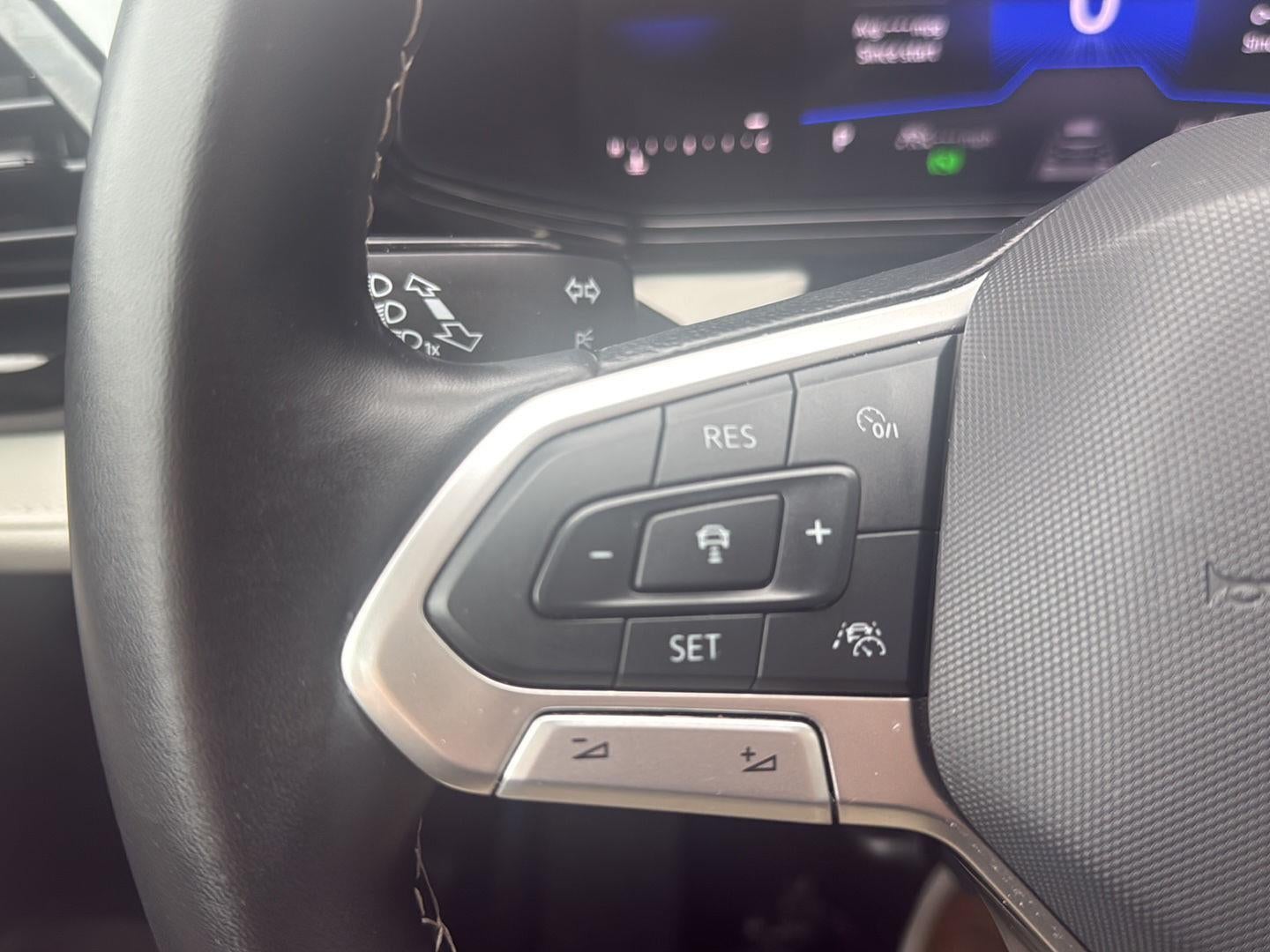 2025 Volkswagen Taos S