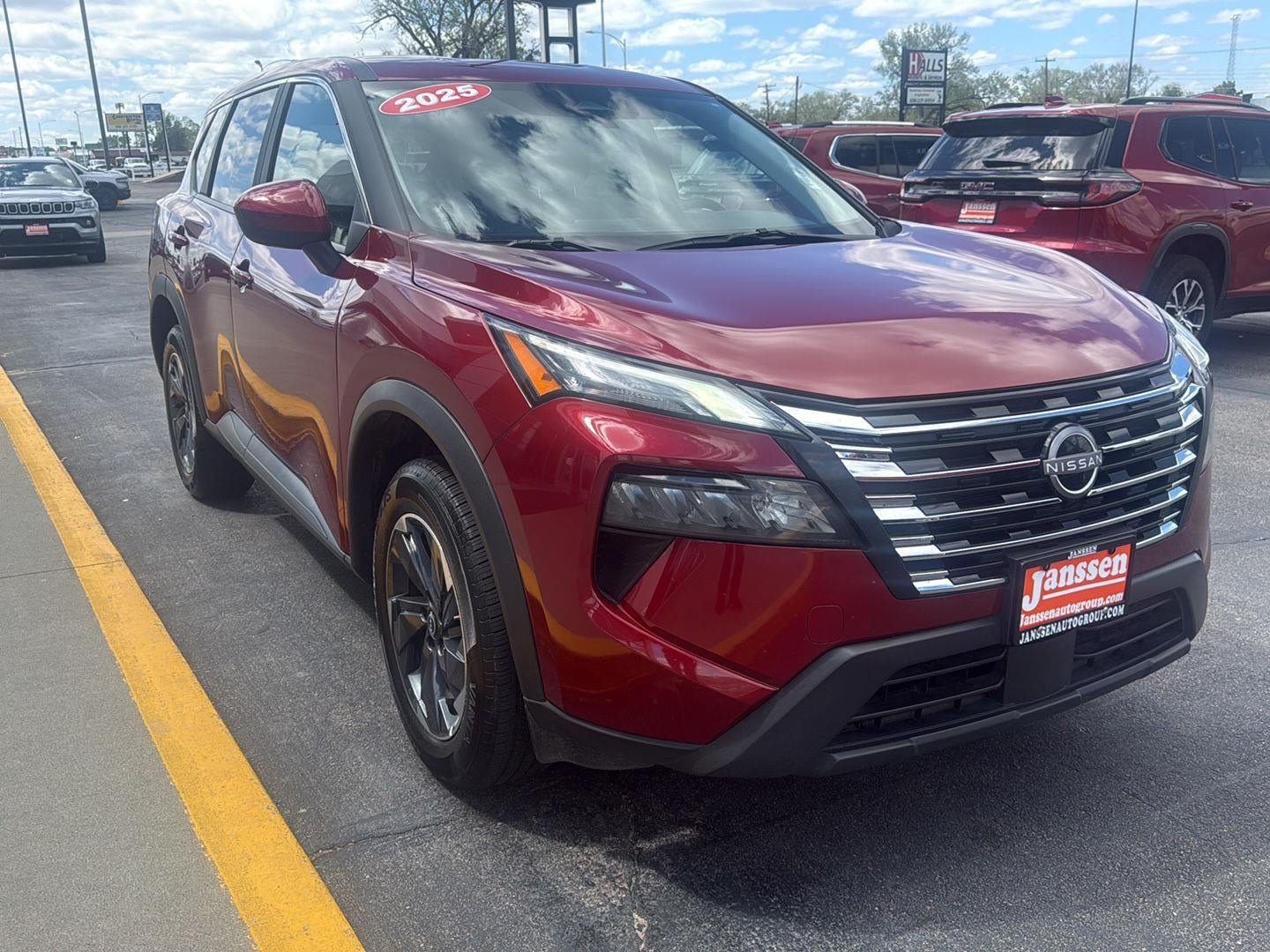 2025 Nissan Rogue SV