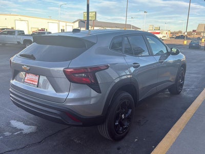 2025 Chevrolet Trax LS