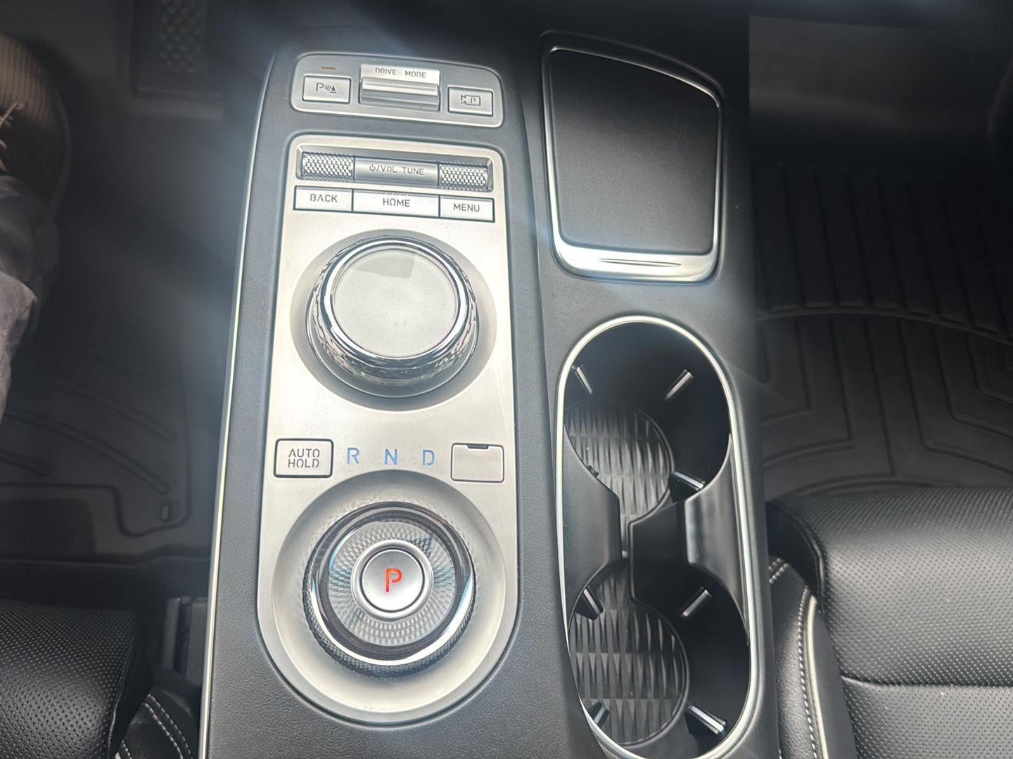 2023 Genesis GV70 2.5T