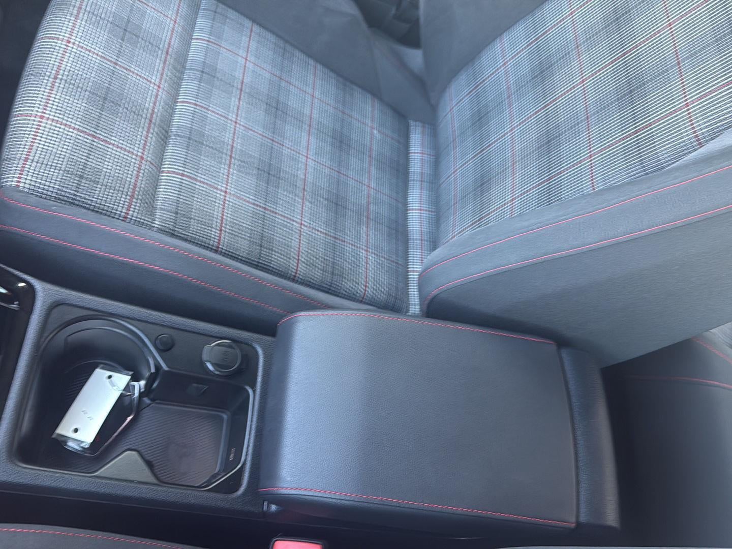 2024 Volkswagen Golf GTI S