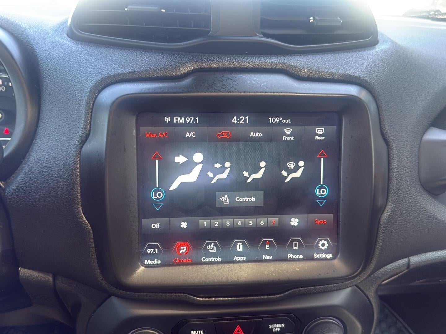 2022 Jeep Renegade Trailhawk